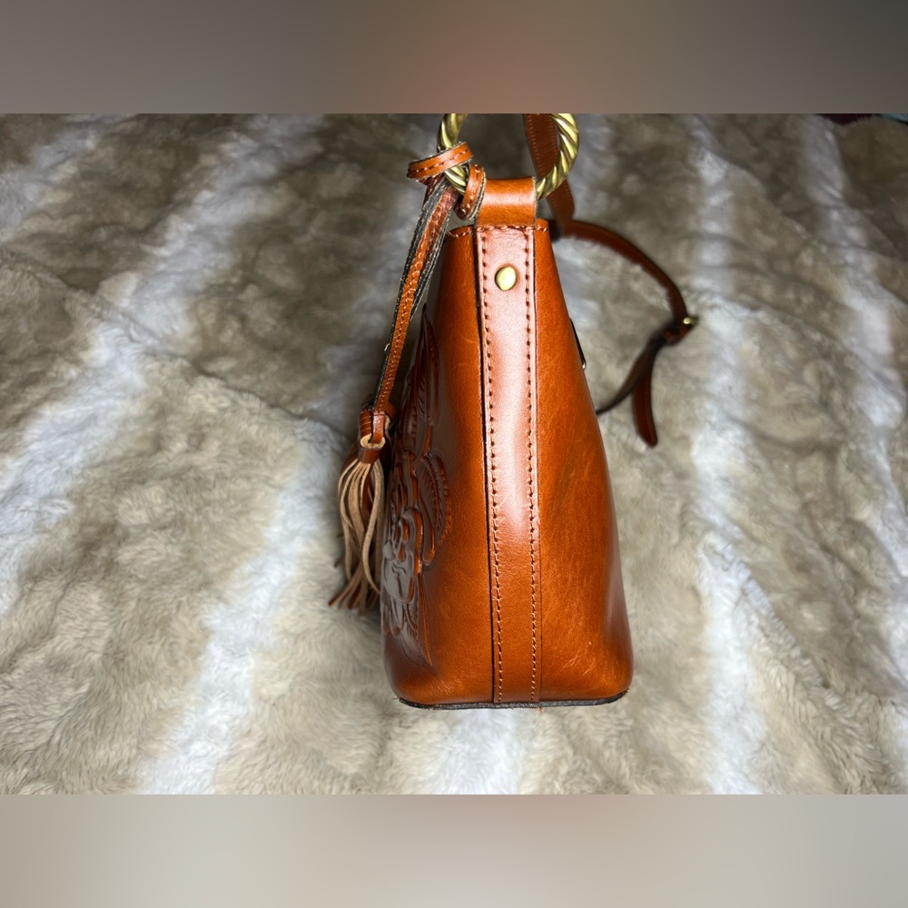 Patricia Nash Voletta Tooled Leather Floral Crossbody Brown Tassel Bag - Picture 8 of 10